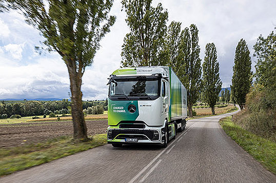 Link zur Seite Lkw Elektromobilität und Ladeinfrastruktur