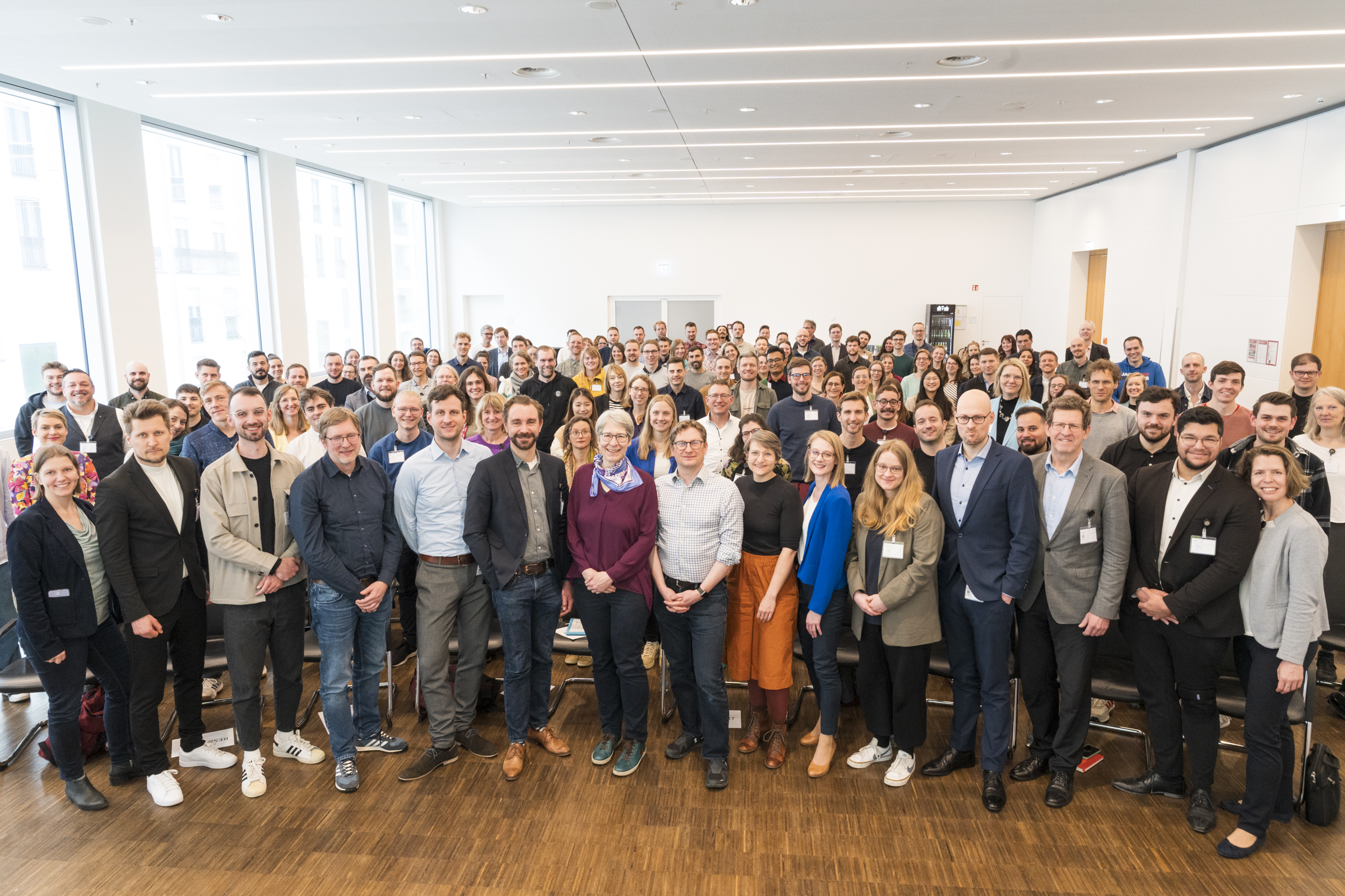 Gruppenfoto der geförderten Fachkräfte